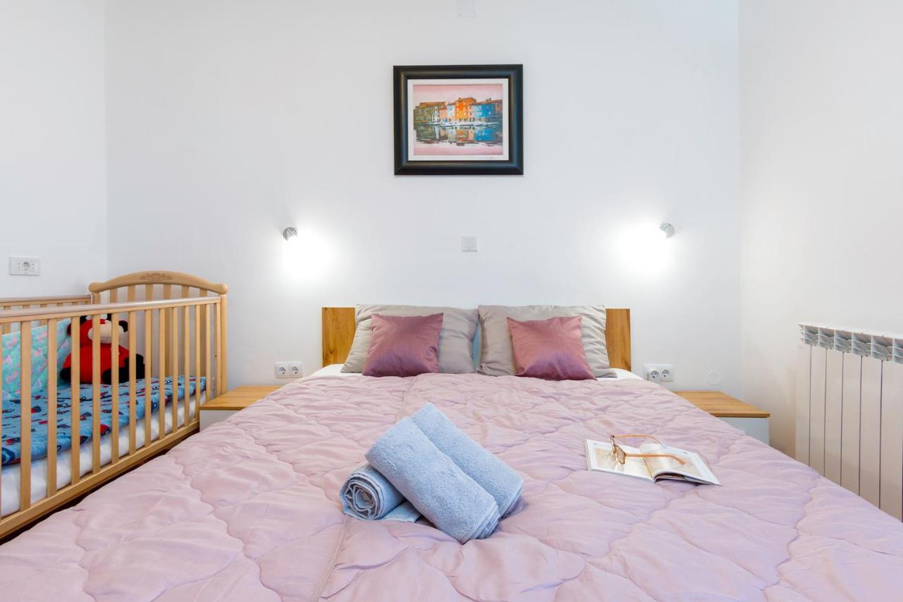 Apartment Kris Póla Kültér fotó