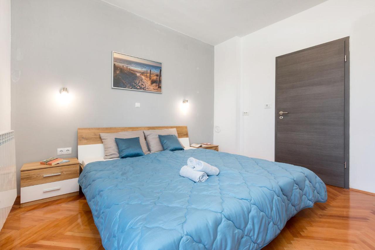 Apartment Kris Póla Kültér fotó