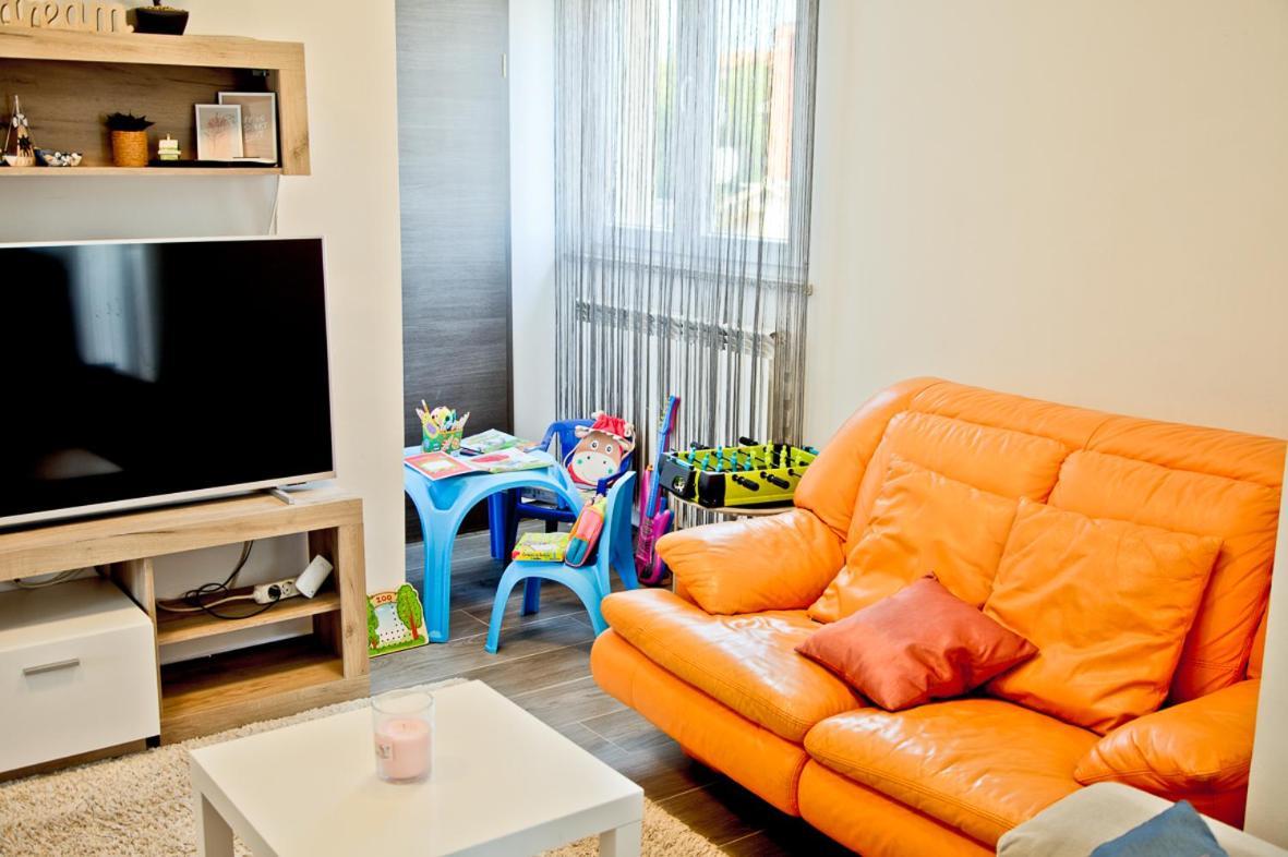 Apartment Kris Póla Kültér fotó
